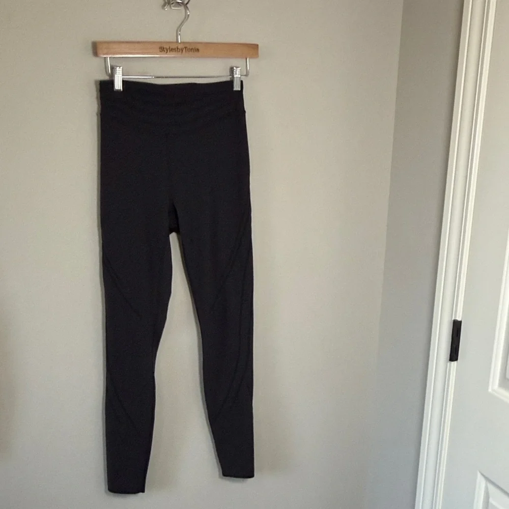 Lululemon Get in Line Super High Rise Tight 28 inch Black Legging Sz 8 - Picture 5 of 15